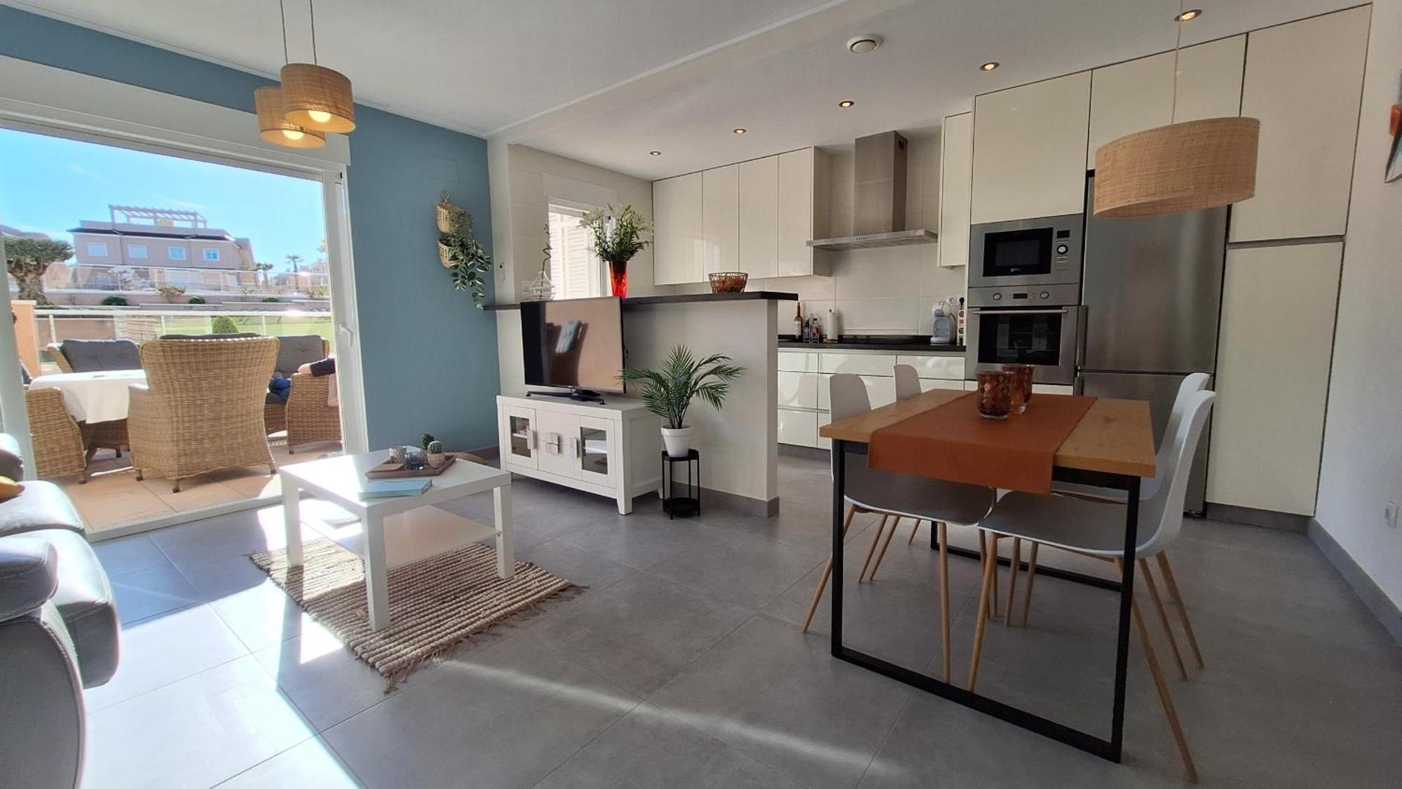 Punta Prima Indoor & Outdoor Pool Apartment Torrevieja