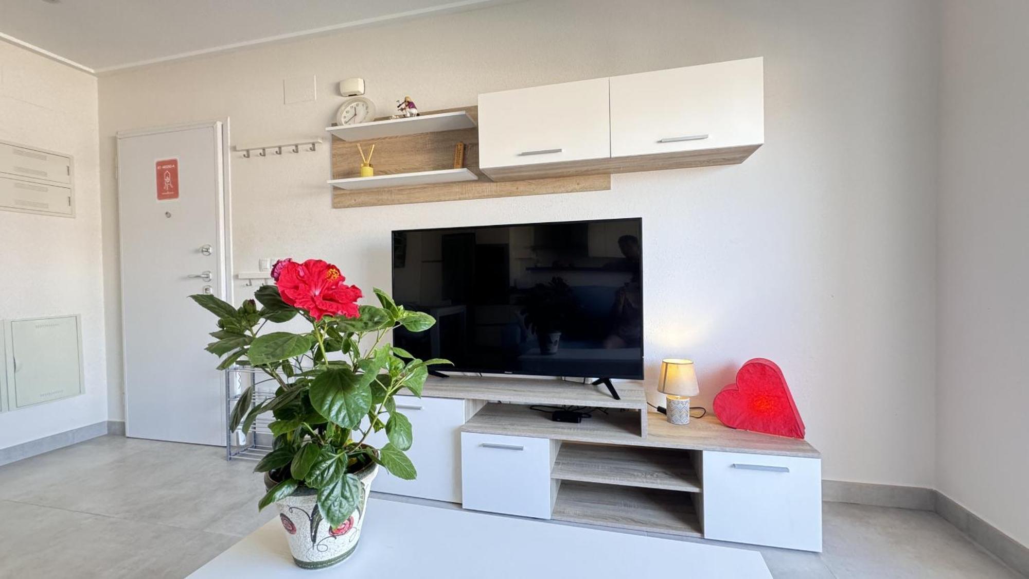 Apartamento Punta Prima Indoor & Outdoor Pool *